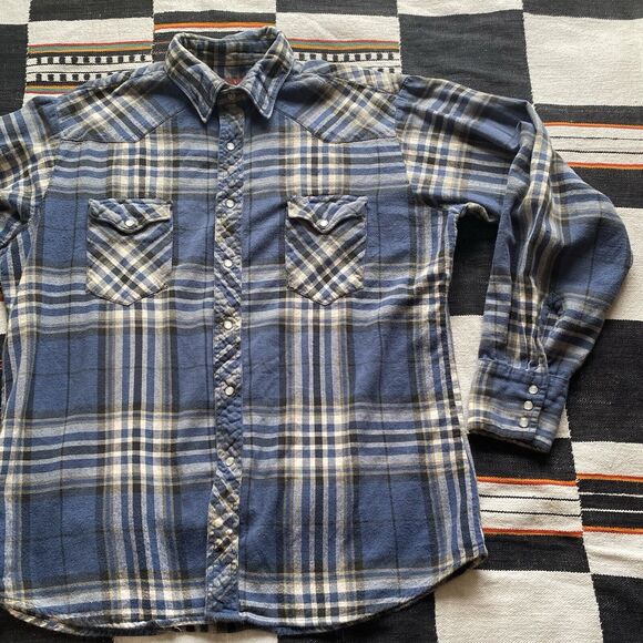 Vintage Wrangler Pearl Snap Button Up Shirt. Large. Pockets. USA. - Picture 9 of 16